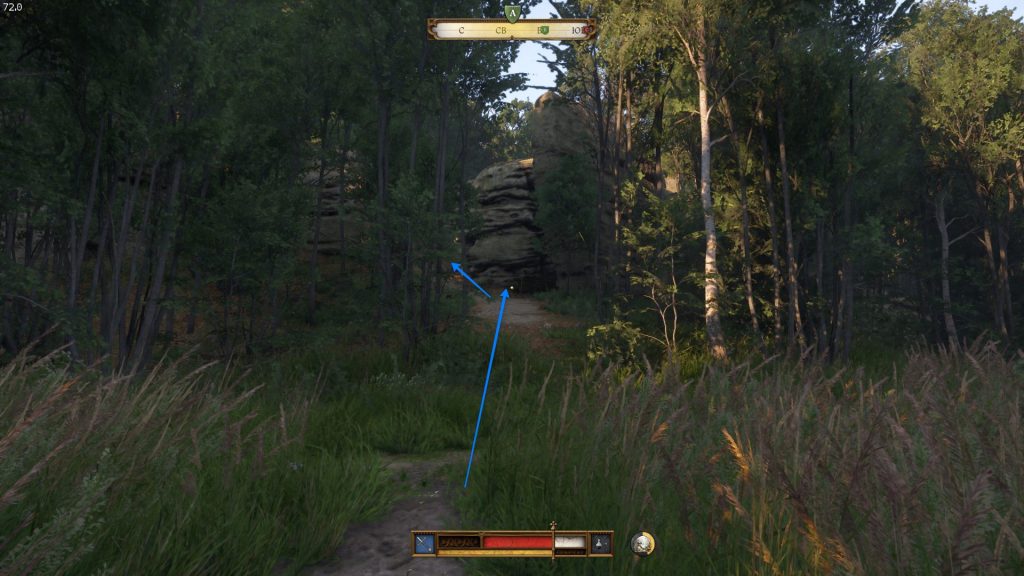 тропа между скалами