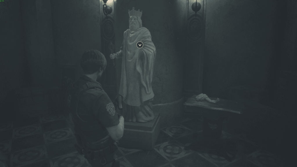 статуя со скипетром — красный камень, головоломка RE2 Remake