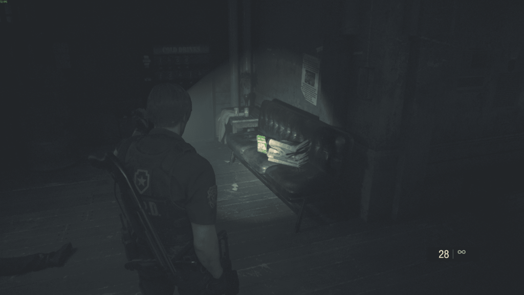 коридор второго этажа — патроны для дробовика, RE2 Remake